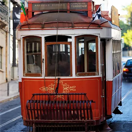 C2 Bairro Alto 18th Century Beautiful