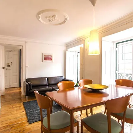 Condessa II Charming Apartment In A 18Th Century Building In Bairro Alto!