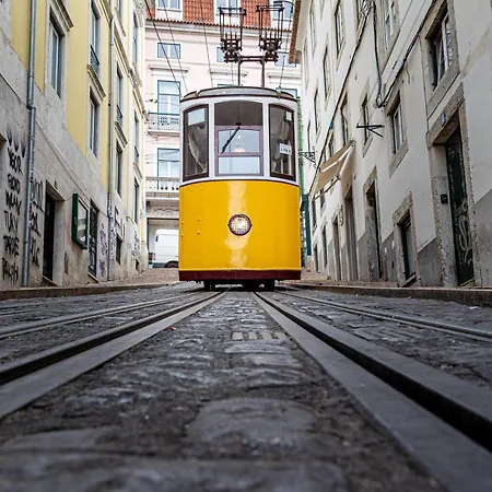 Apartament C2 Charming & Comfortable In A 18th Century In Bairro Alto! Lis Downtown Lizbona